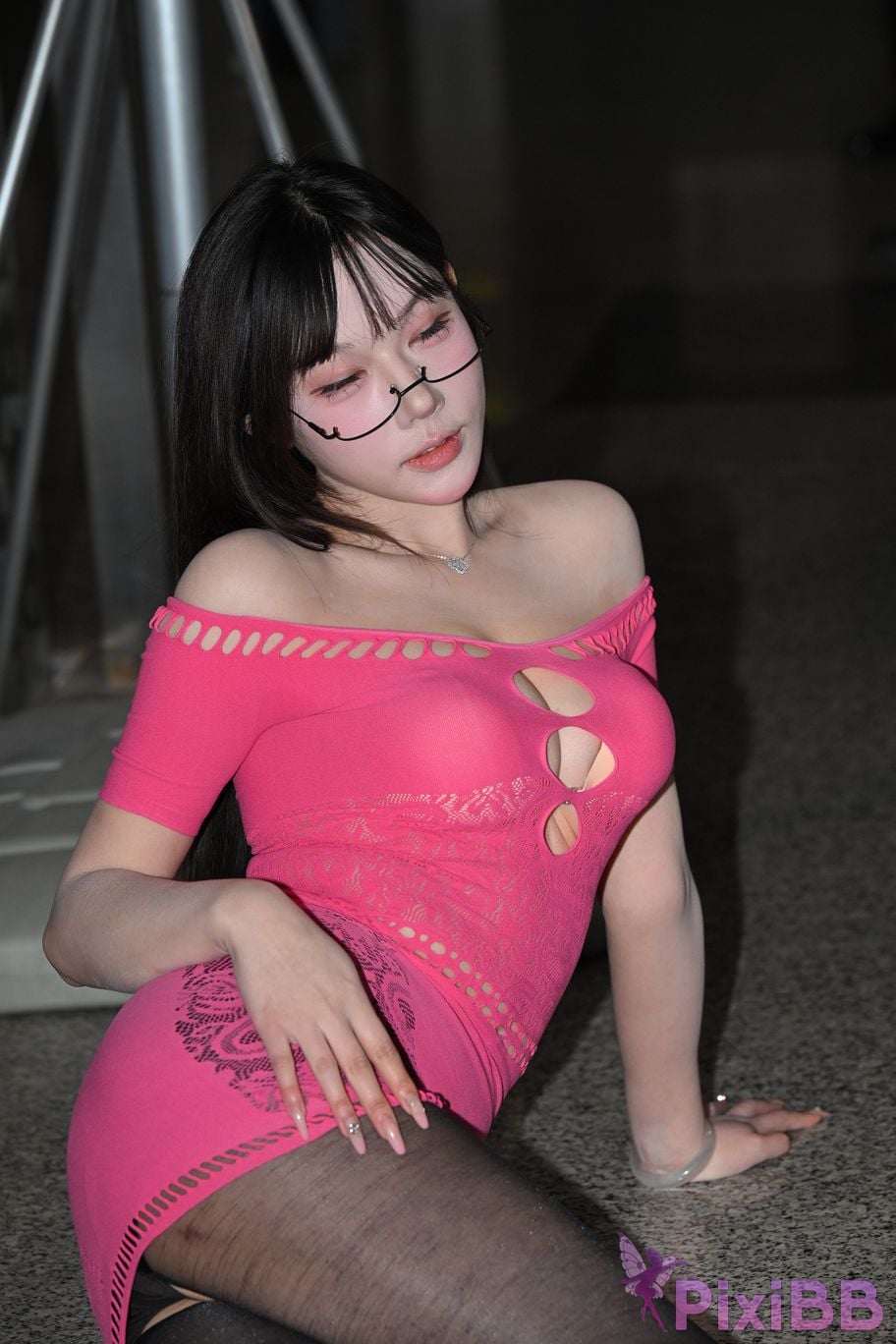 Featured Street Photography Works No.5900 Jingyao sexy slit black stockings PixiBB.COM 084
