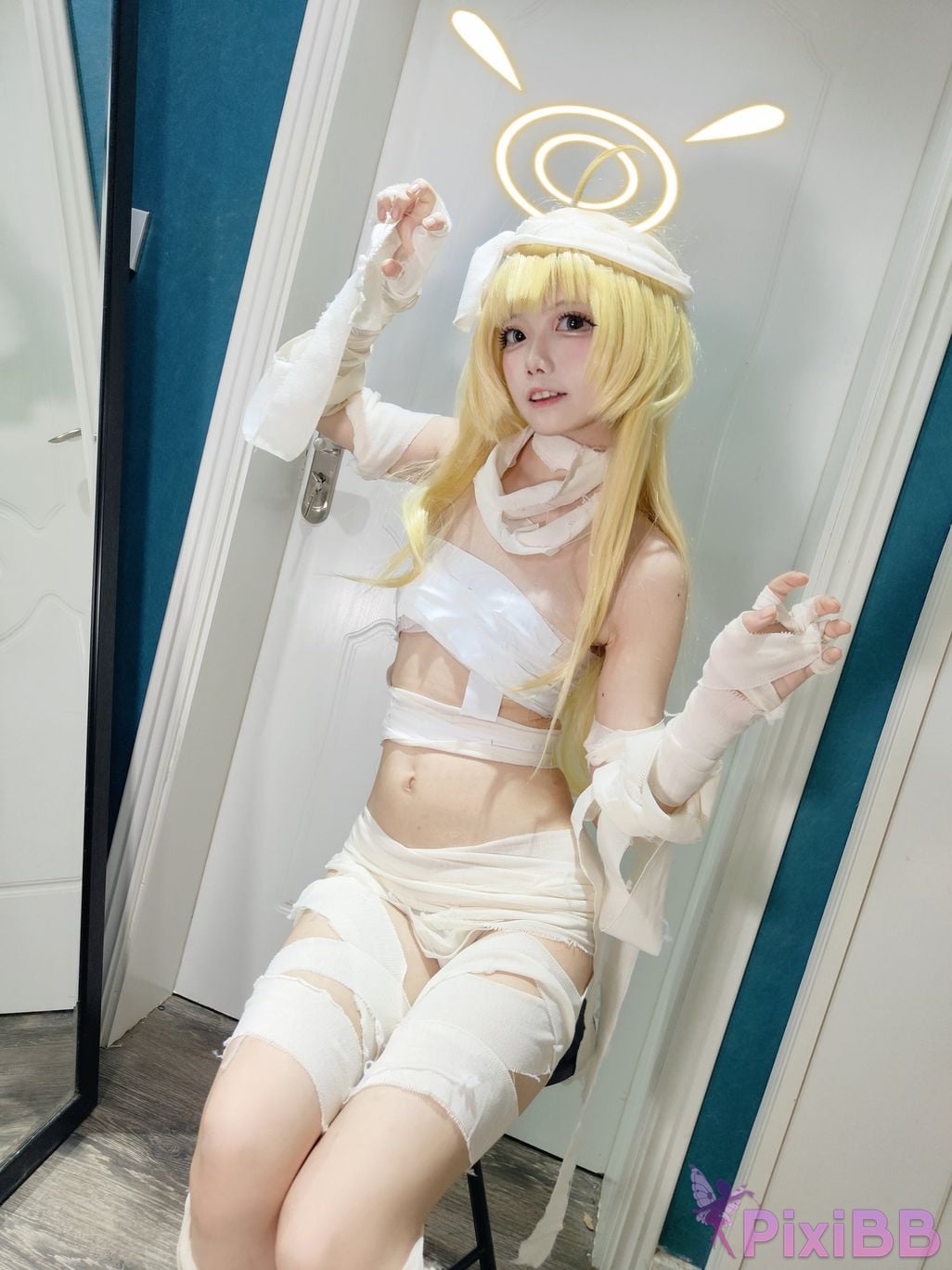 Cosplayer Son miko halloween PixiBB.COM 055