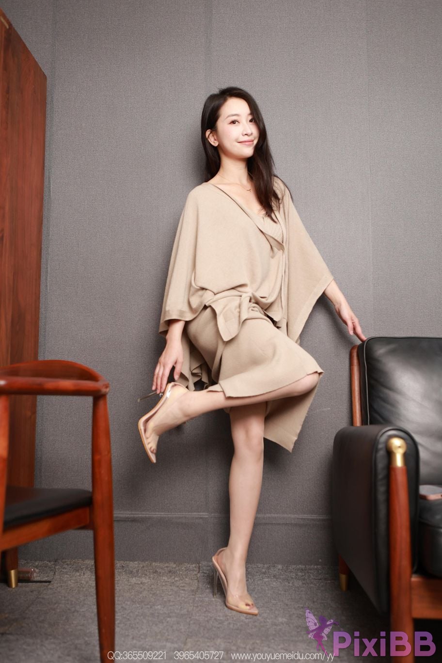 IESS Unconventional Interests No.2282 Xiaojie Intimate Sister Down PixiBB.COM 033