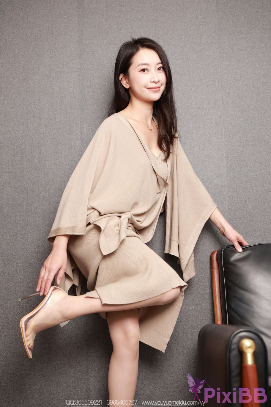 IESS Unconventional Interests No.2282 Xiaojie Intimate Sister Down PixiBB.COM 034