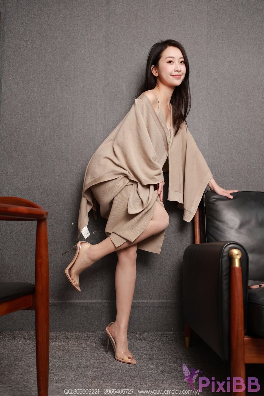 IESS Unconventional Interests No.2282 Xiaojie Intimate Sister Down PixiBB.COM 036