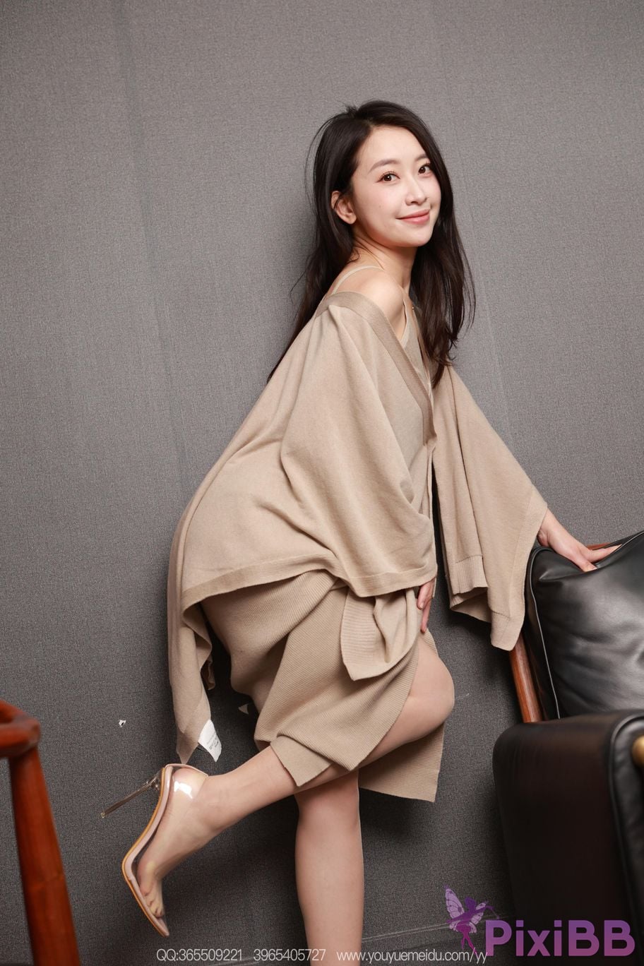 IESS Unconventional Interests No.2282 Xiaojie Intimate Sister Down PixiBB.COM 037
