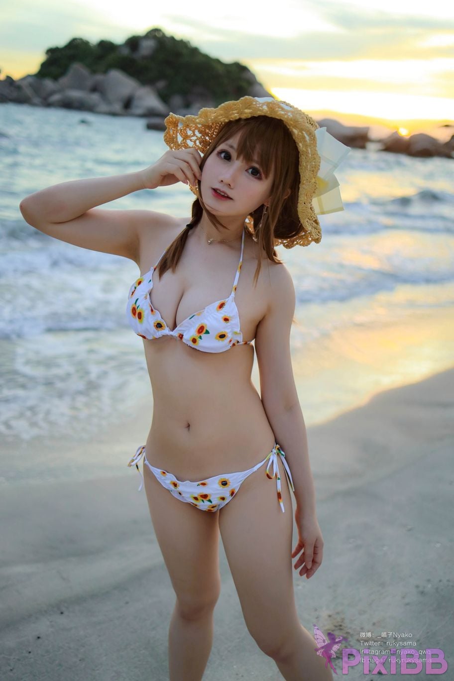 Coser Nyako PixiBB.COM 039.JPG