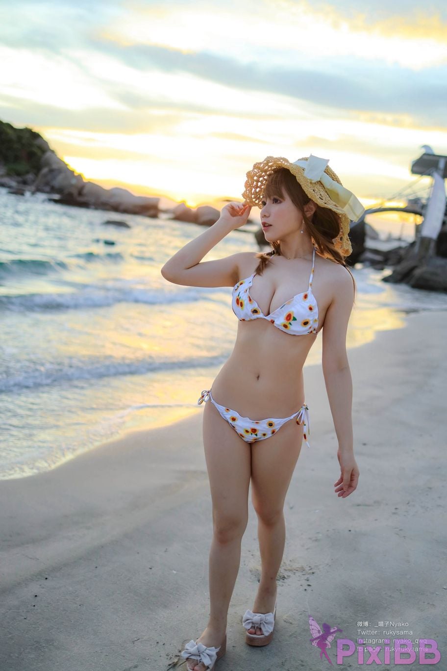 Coser Nyako PixiBB.COM 043.JPG