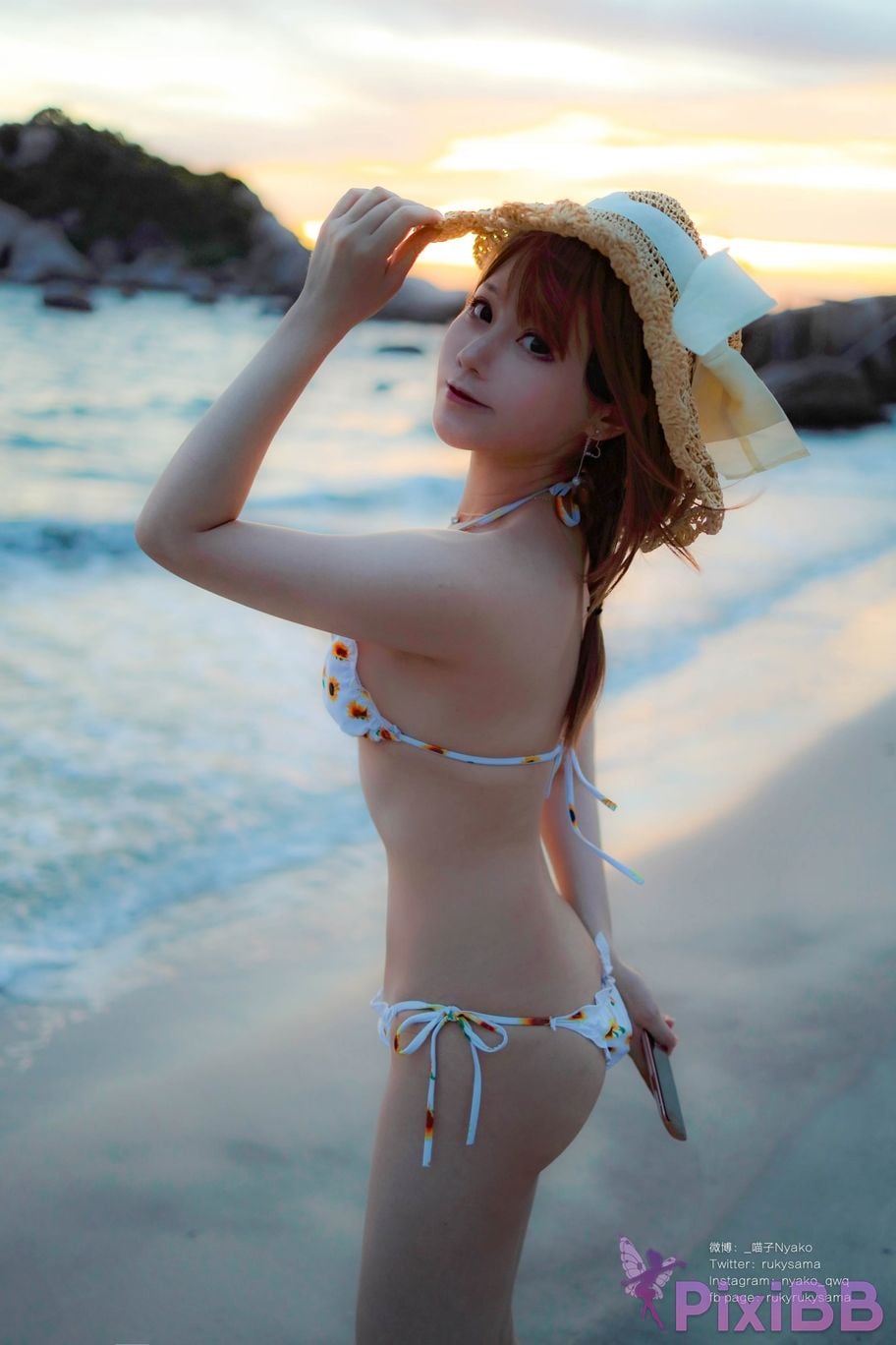 Coser Nyako PixiBB.COM 054.JPG