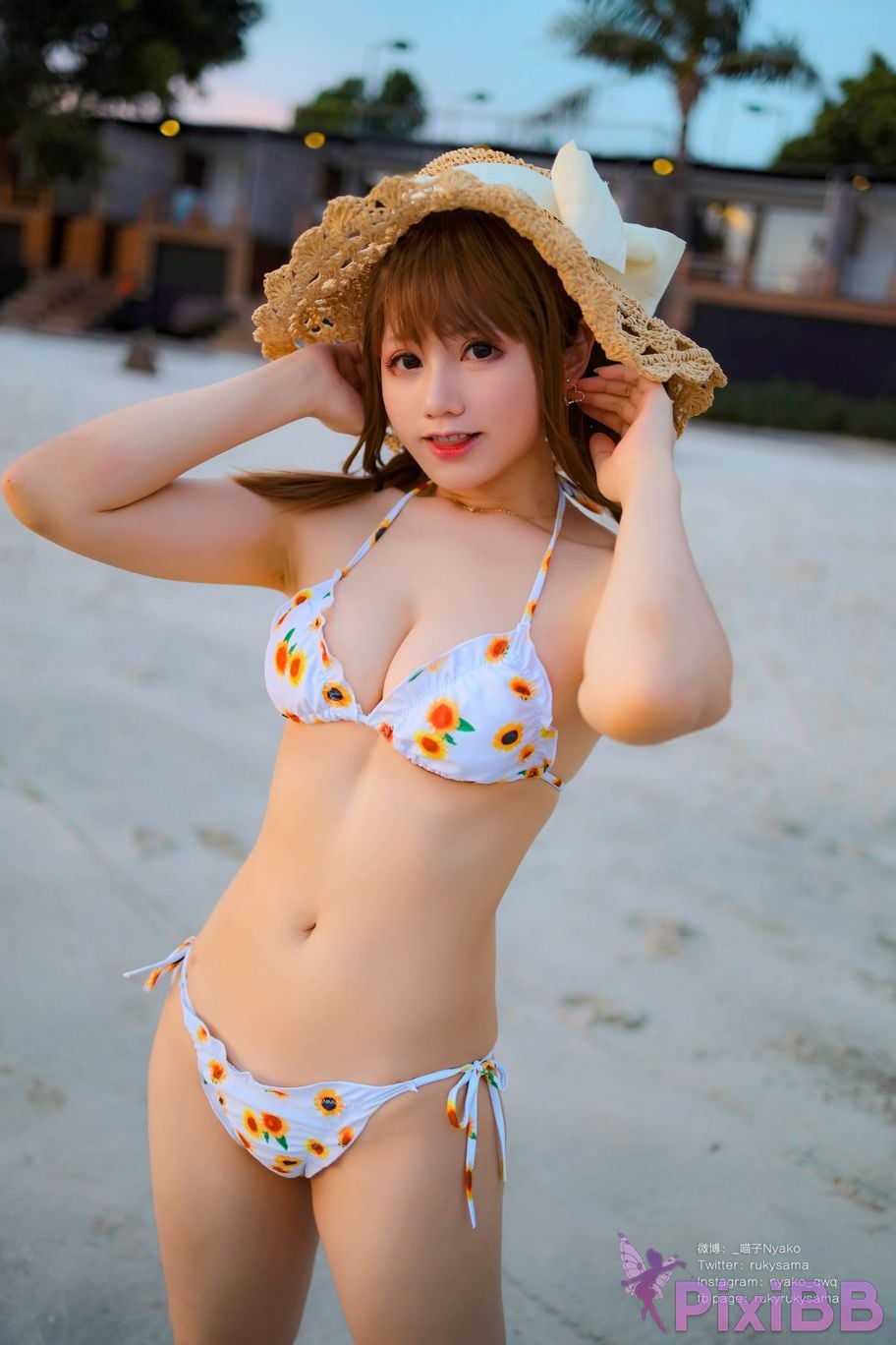 Coser Nyako PixiBB.COM 057.JPG