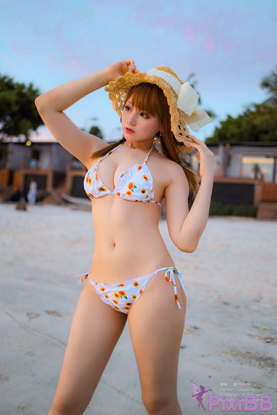 Coser Nyako PixiBB.COM 058.JPG