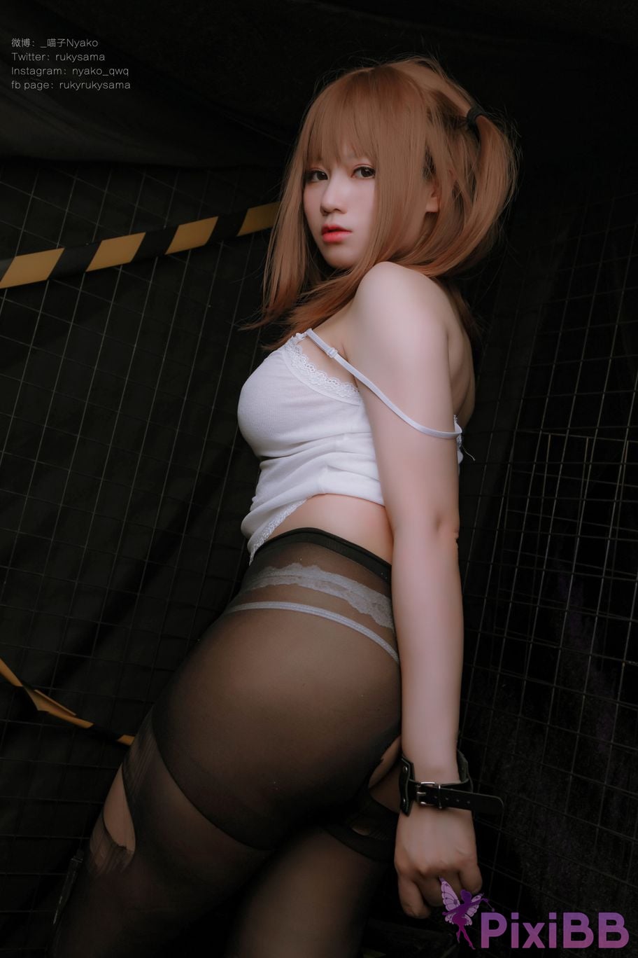 Coser Nyako PixiBB.COM 040
