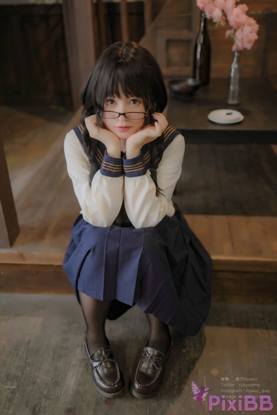 Coser Nyako PixiBB.COM 094