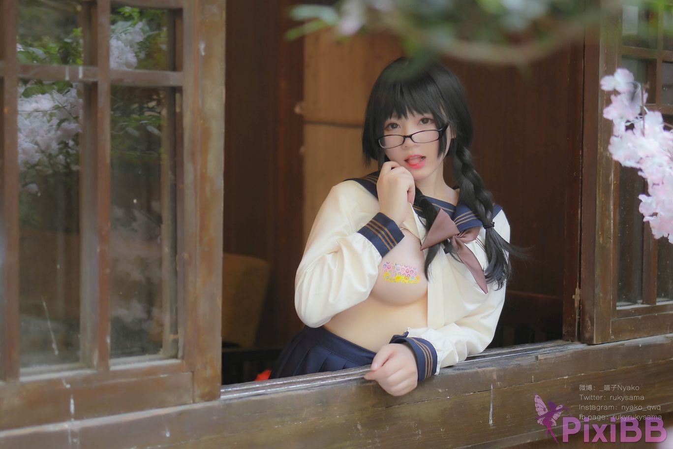Coser Nyako PixiBB.COM 129