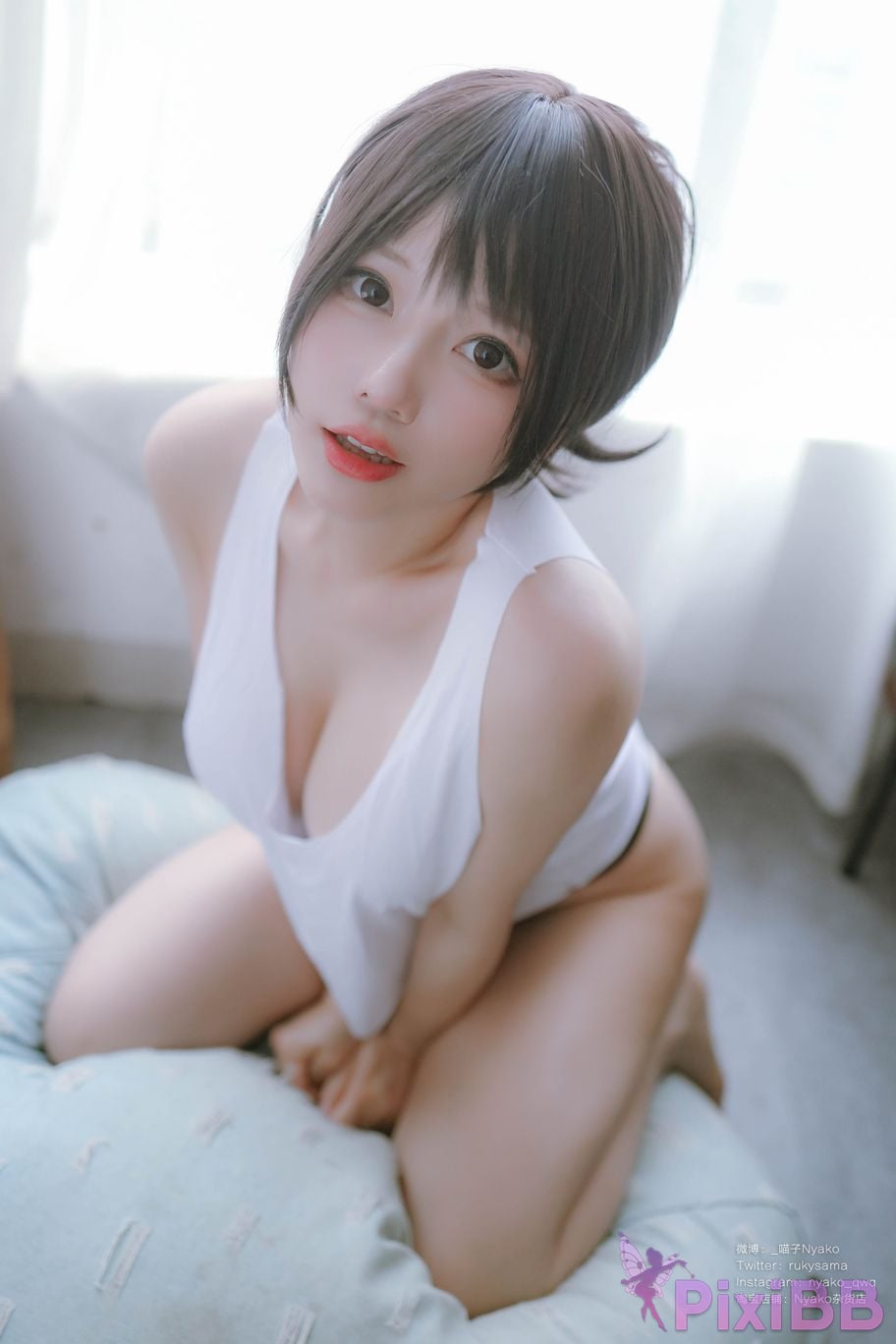 Coser Nyako PixiBB.COM 049