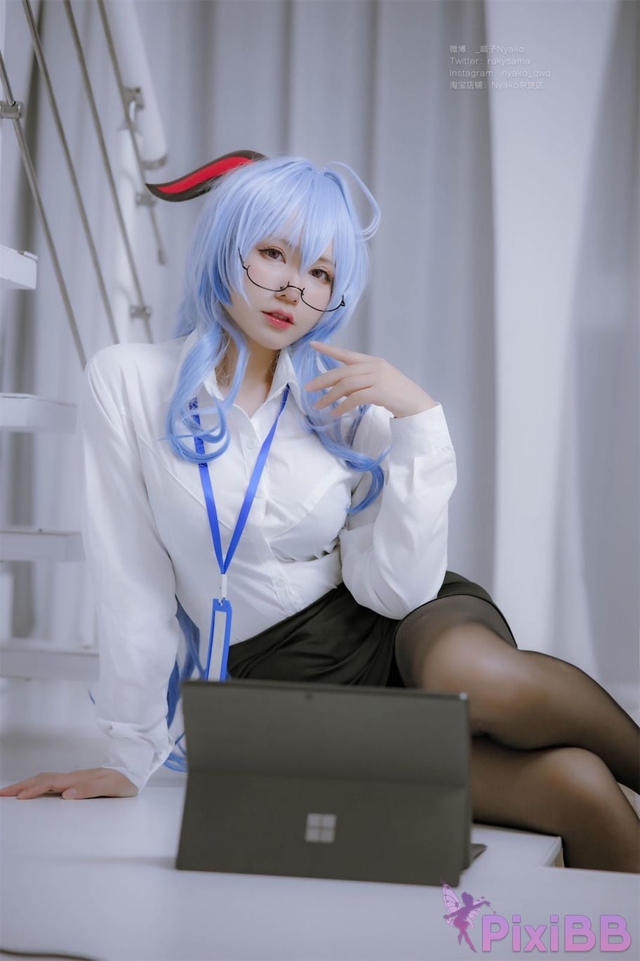 Coser Nyako OL PixiBB.COM 013