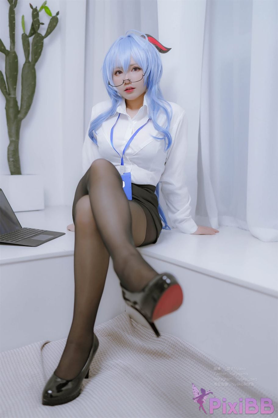 Coser Nyako OL PixiBB.COM 029