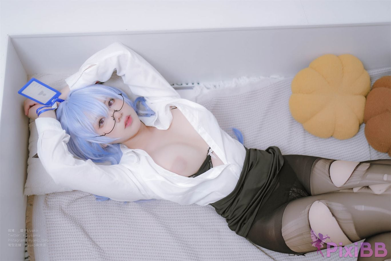 Coser Nyako OL PixiBB.COM 059