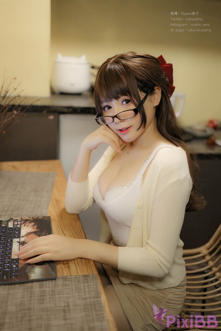 Coser Nyako 613 PixiBB.COM 025.JPG