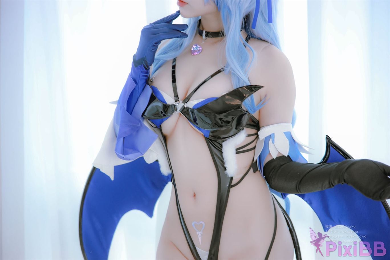Coser Nyako PixiBB.COM 011