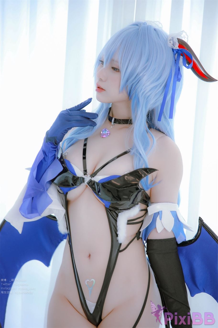 Coser Nyako PixiBB.COM 014