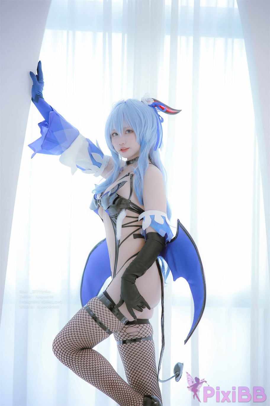 Coser Nyako PixiBB.COM 019