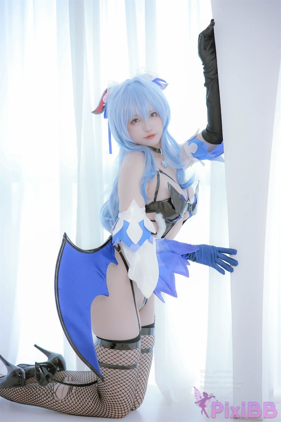 Coser Nyako PixiBB.COM 076