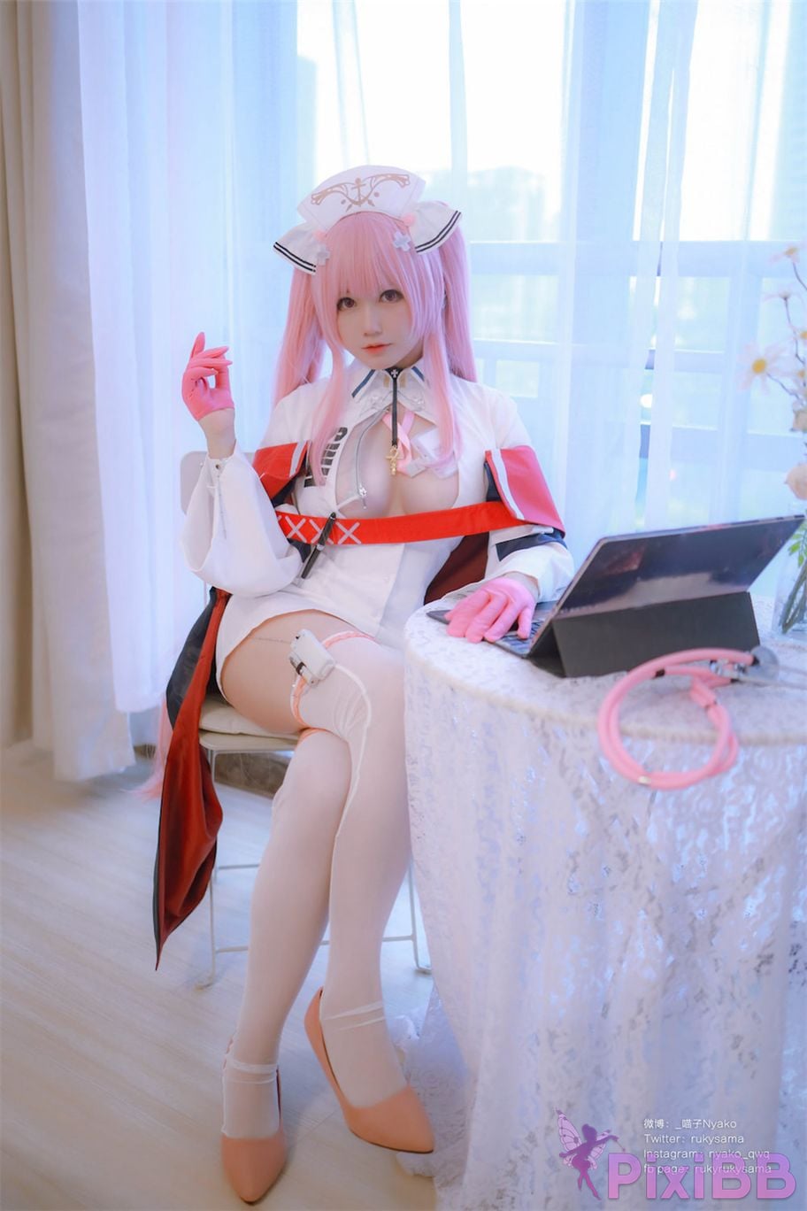 Coser Nyako PixiBB.COM 009