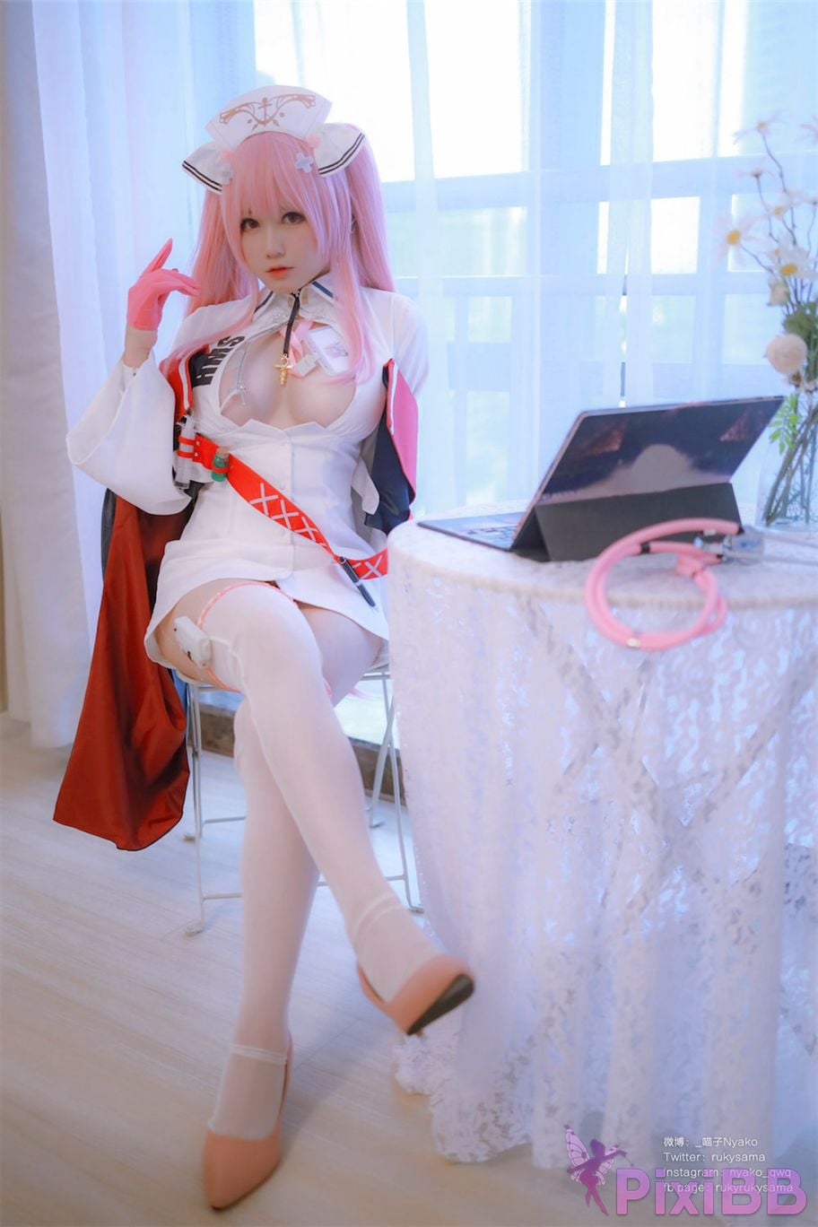 Coser Nyako PixiBB.COM 016