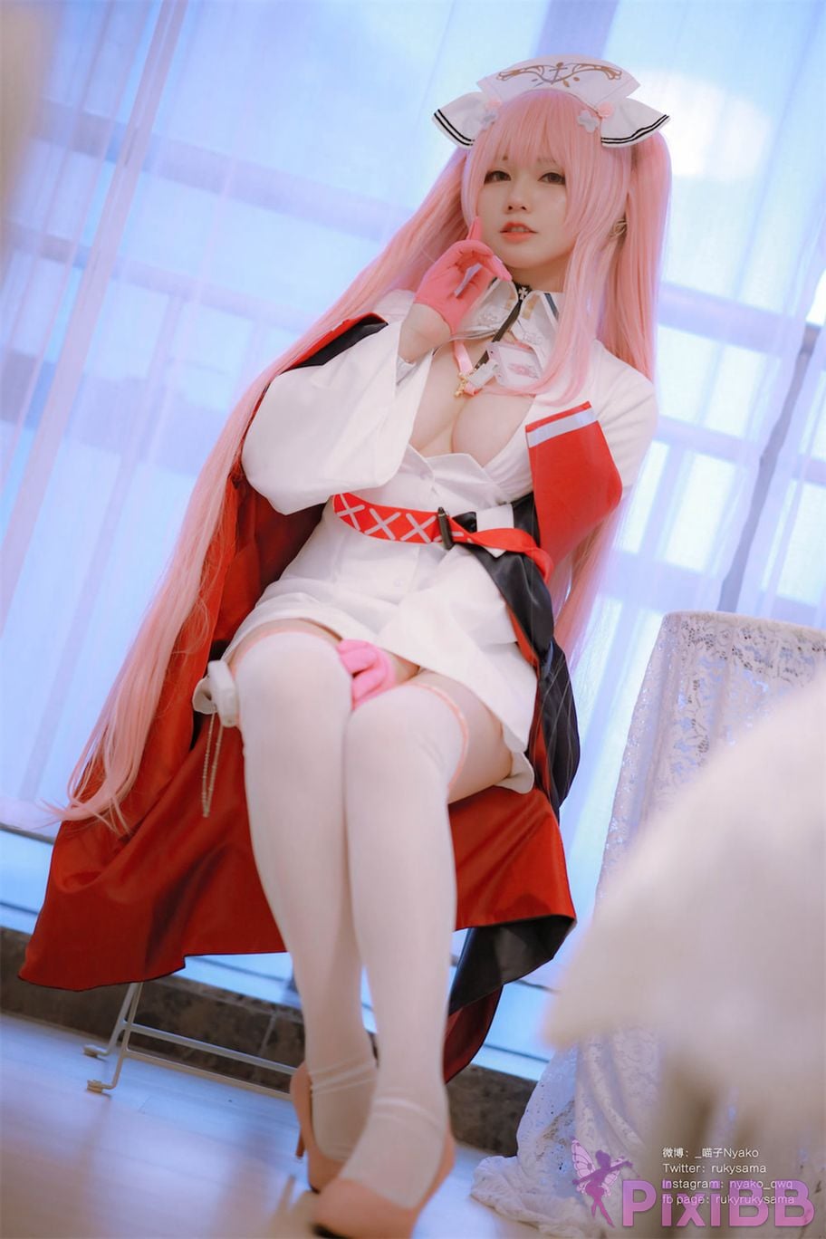 Coser Nyako PixiBB.COM 029