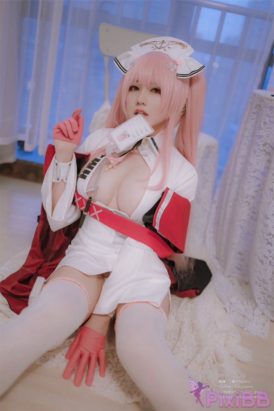 Coser Nyako PixiBB.COM 046