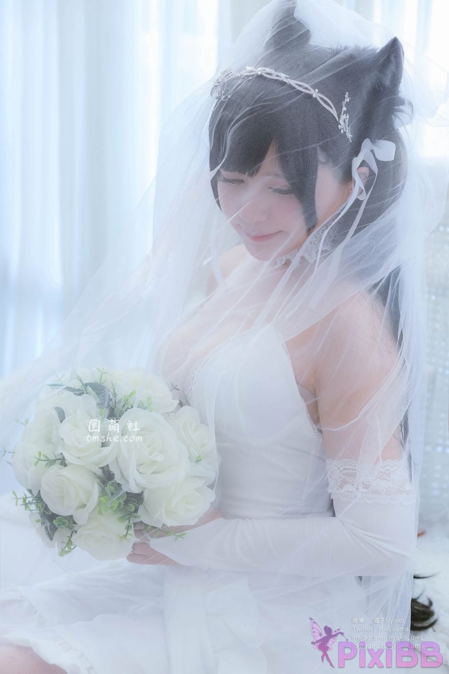 Coser Nyako PixiBB.COM 024