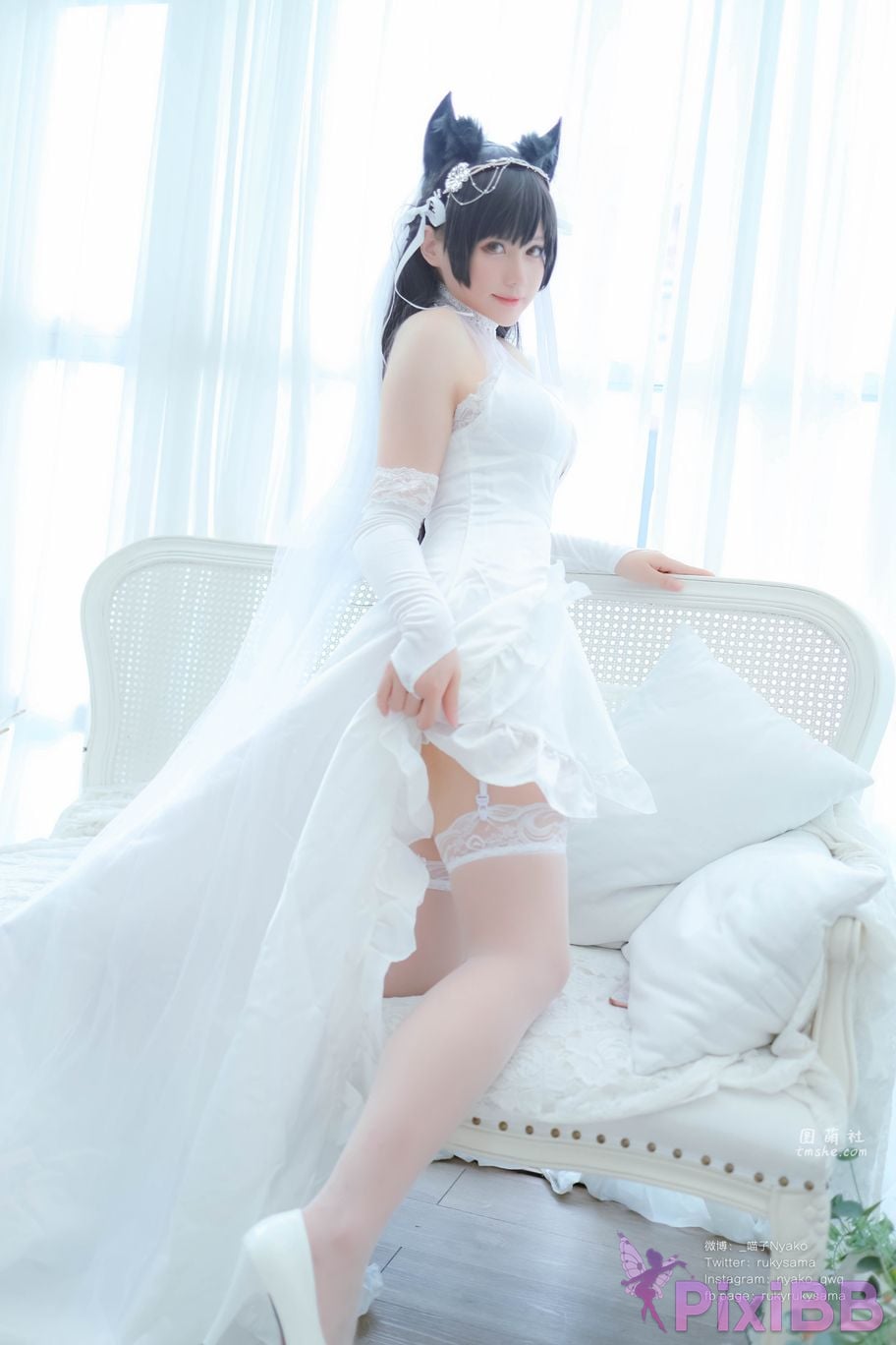 Coser Nyako PixiBB.COM 057