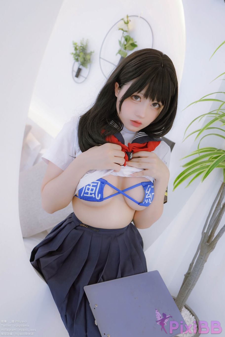 Coser Nyako PixiBB.COM 016