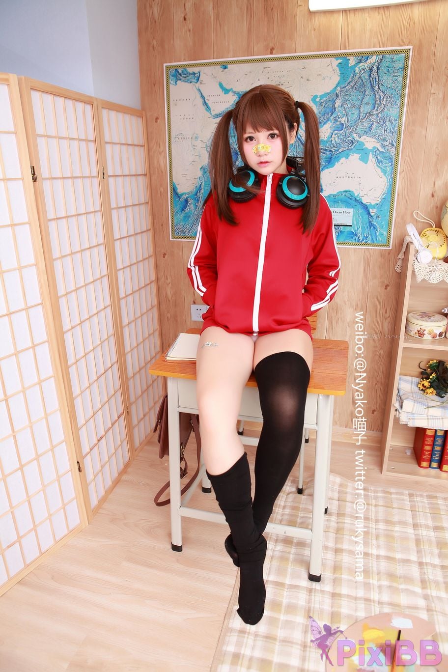 Coser Nyako PixiBB.COM 008.JPG