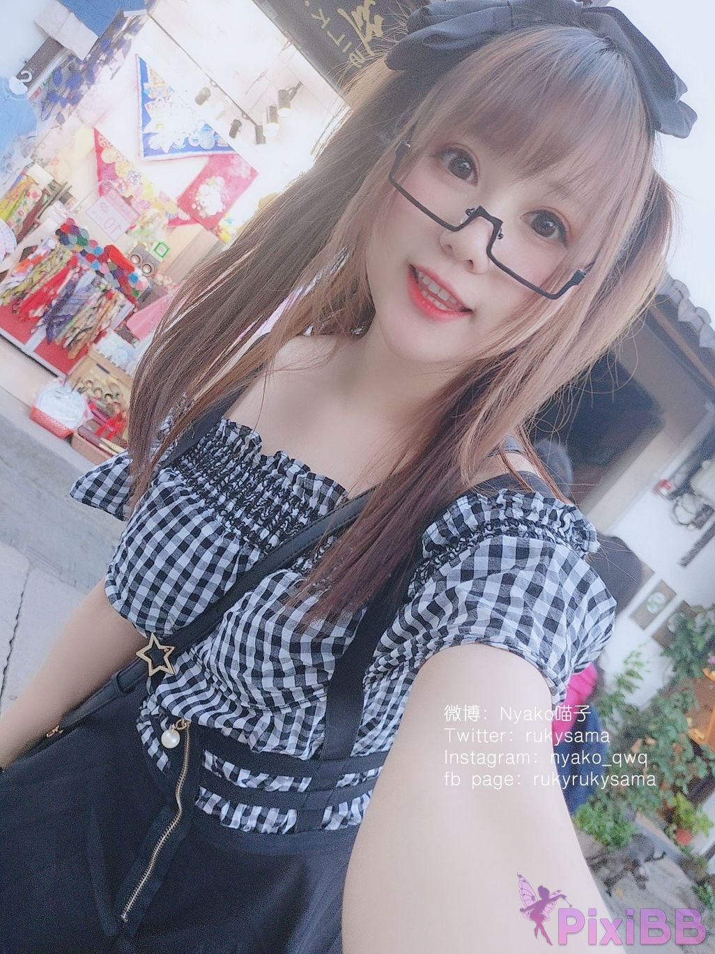 Coser Nyako PixiBB.COM 010.JPG
