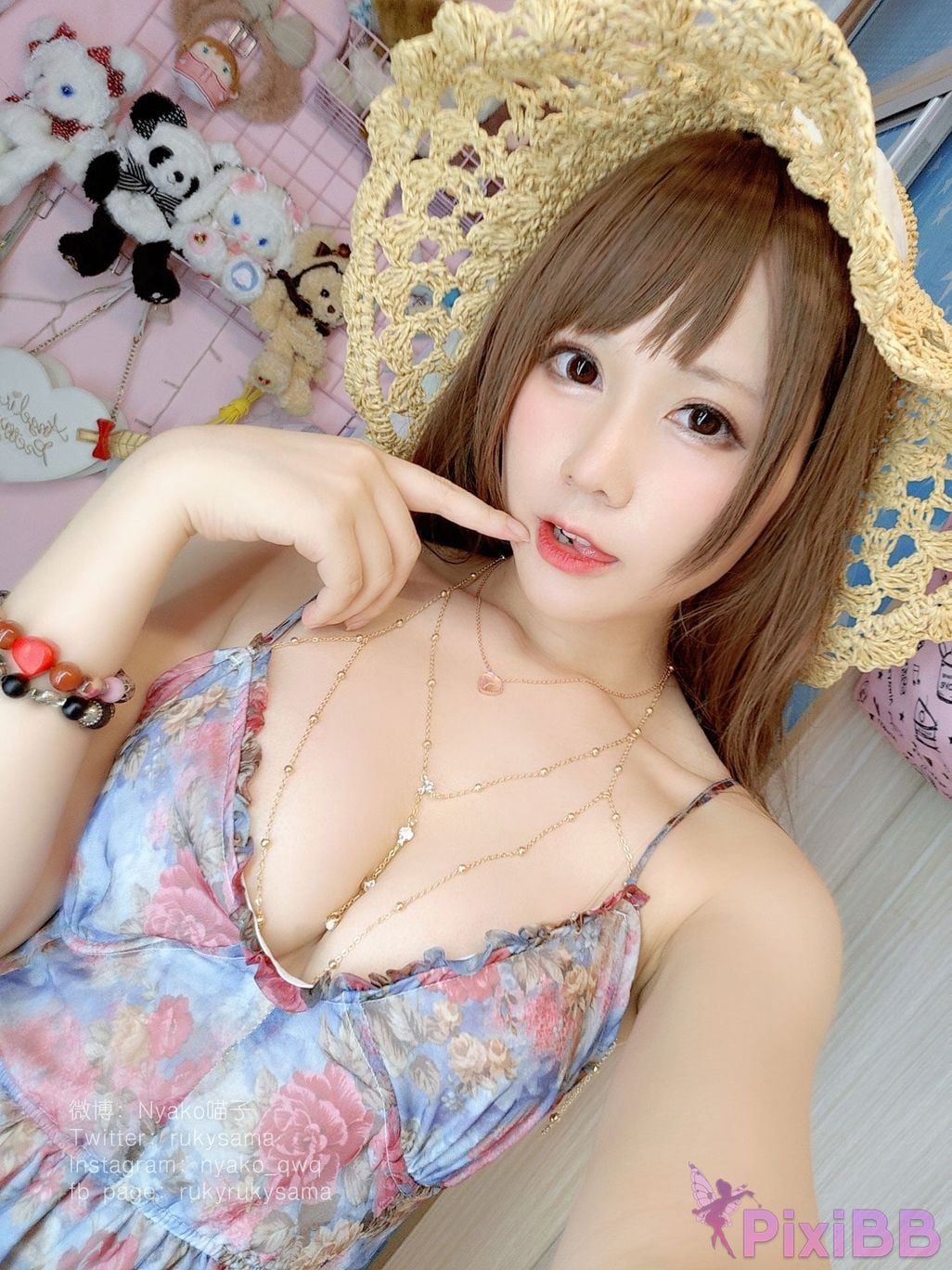 Coser Nyako PixiBB.COM 037.JPG