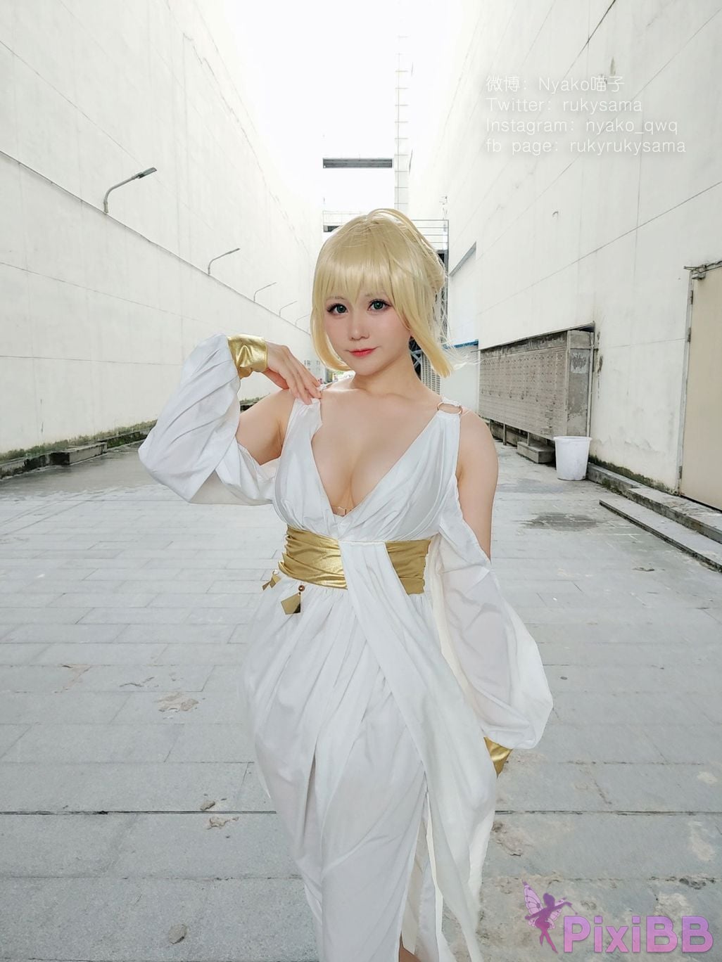 Coser Nyako PixiBB.COM 105.JPG