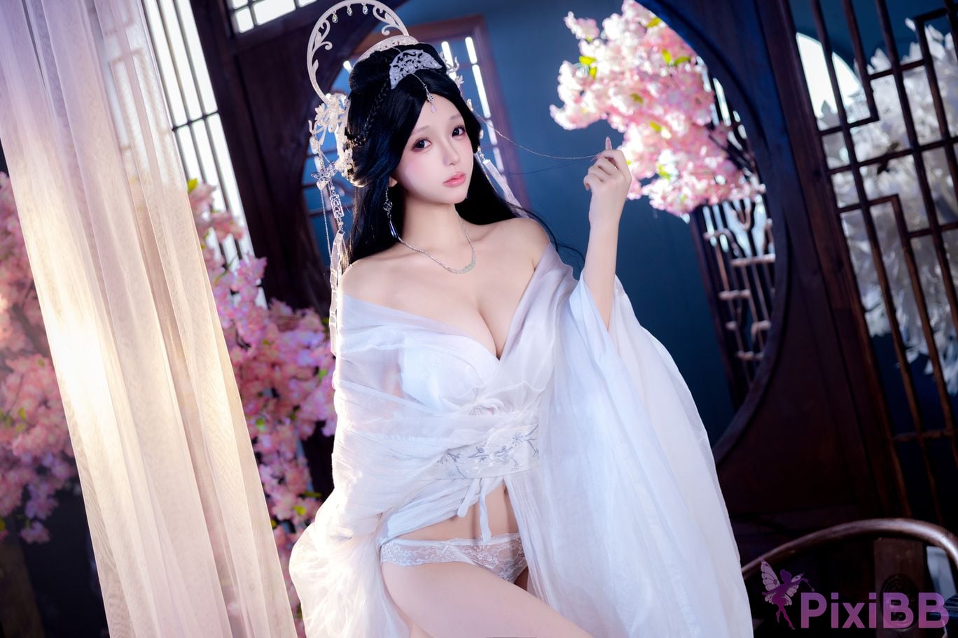 Cosplayer Hinajiao Bai Yueguang PixiBB.COM 032