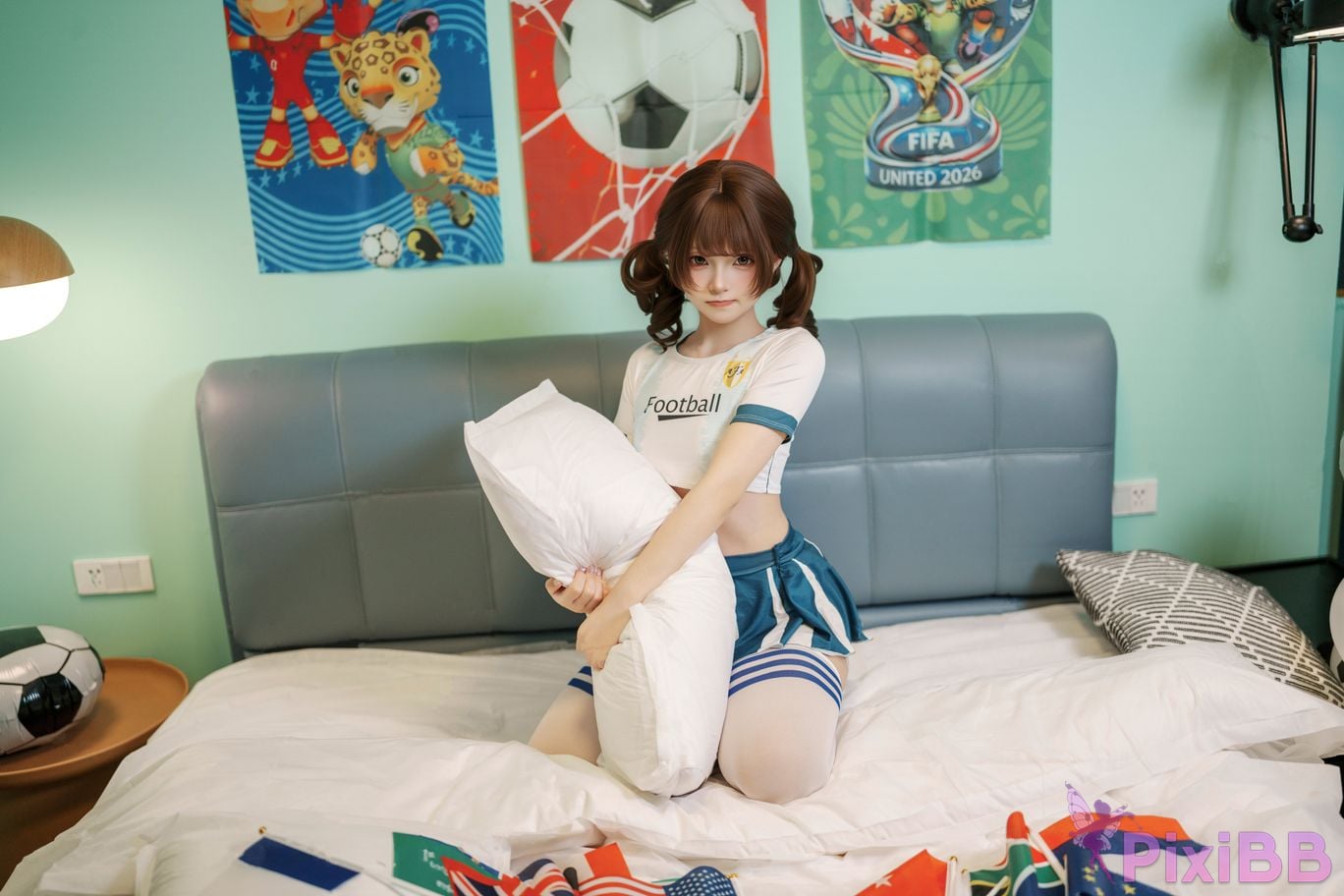 Cosplayer Bangni Bonnie football sweetheart PixiBB.COM 048