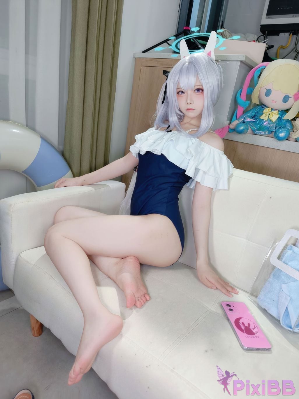 Cosplayer Son miko Blue Archive Yuexue Gongzi swimsuit PixiBB.COM 026
