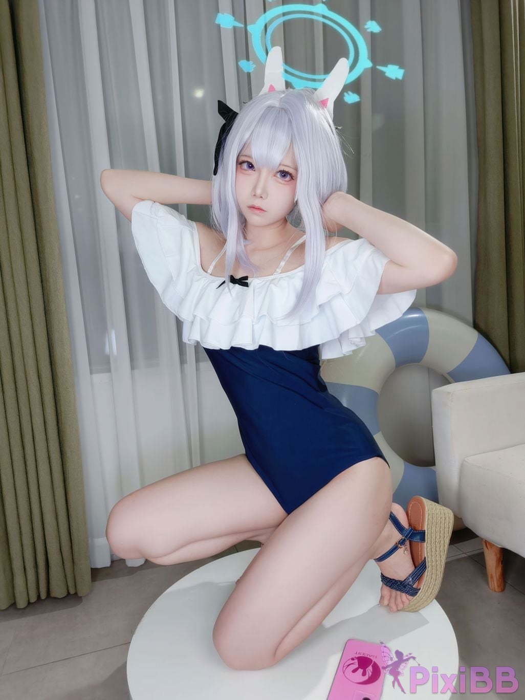 Cosplayer Son miko Blue Archive Yuexue Gongzi swimsuit PixiBB.COM 065