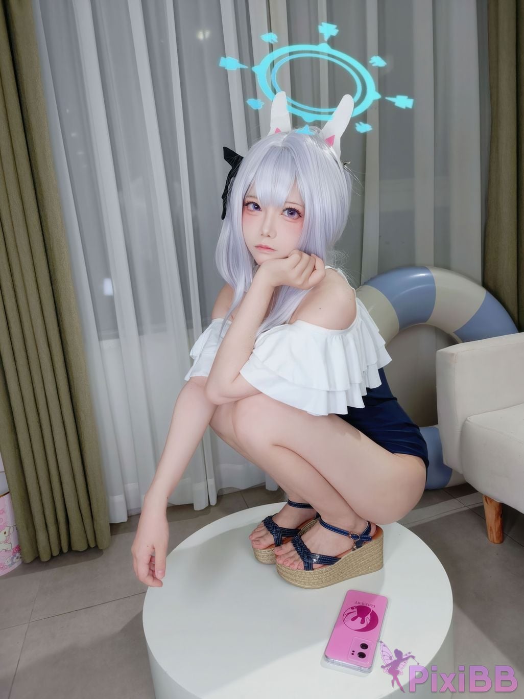 Cosplayer Son miko Blue Archive Yuexue Gongzi swimsuit PixiBB.COM 066