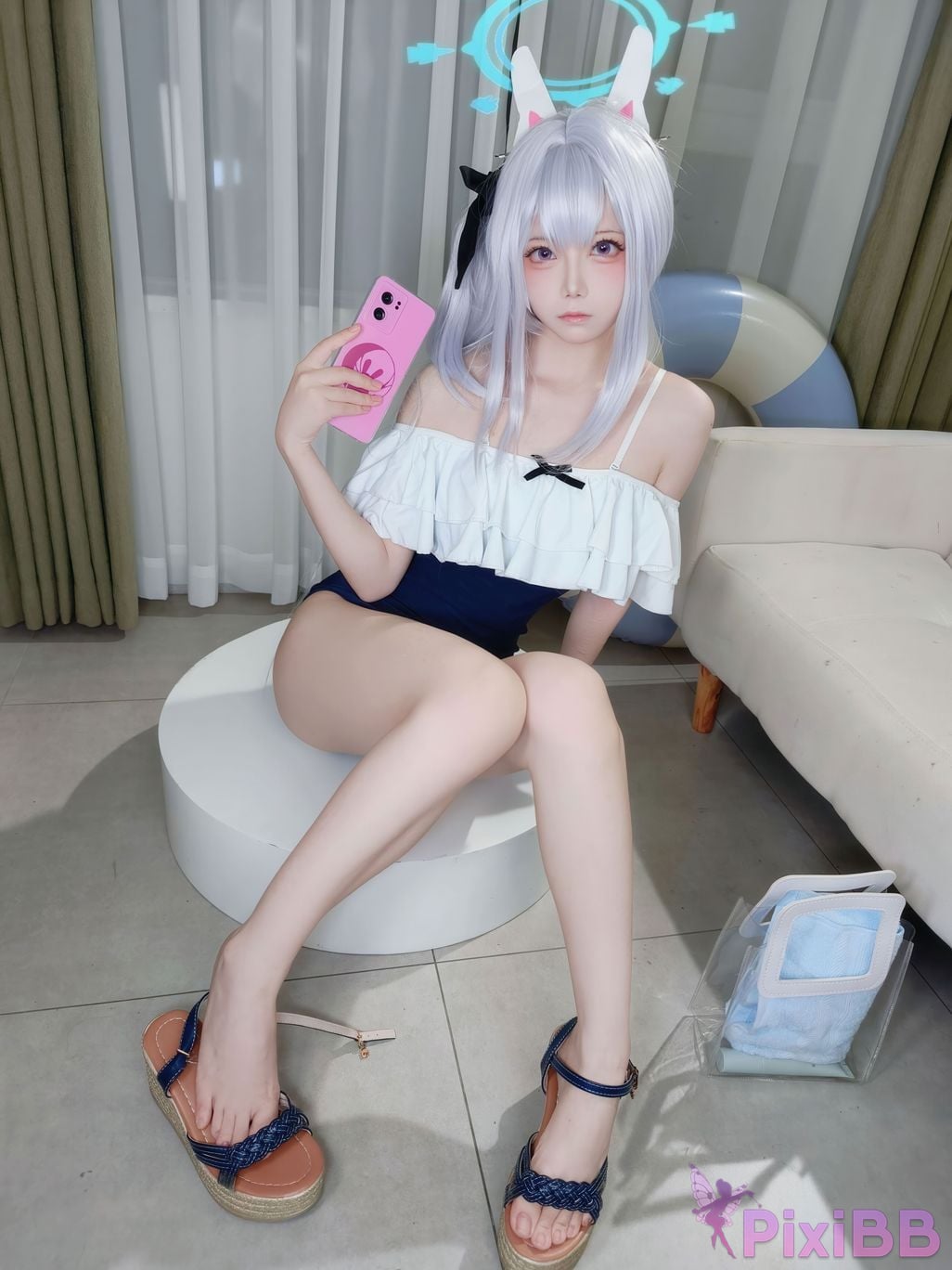Cosplayer Son miko Blue Archive Yuexue Gongzi swimsuit PixiBB.COM 068