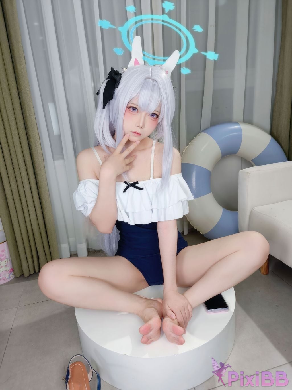 Cosplayer Son miko Blue Archive Yuexue Gongzi swimsuit PixiBB.COM 070