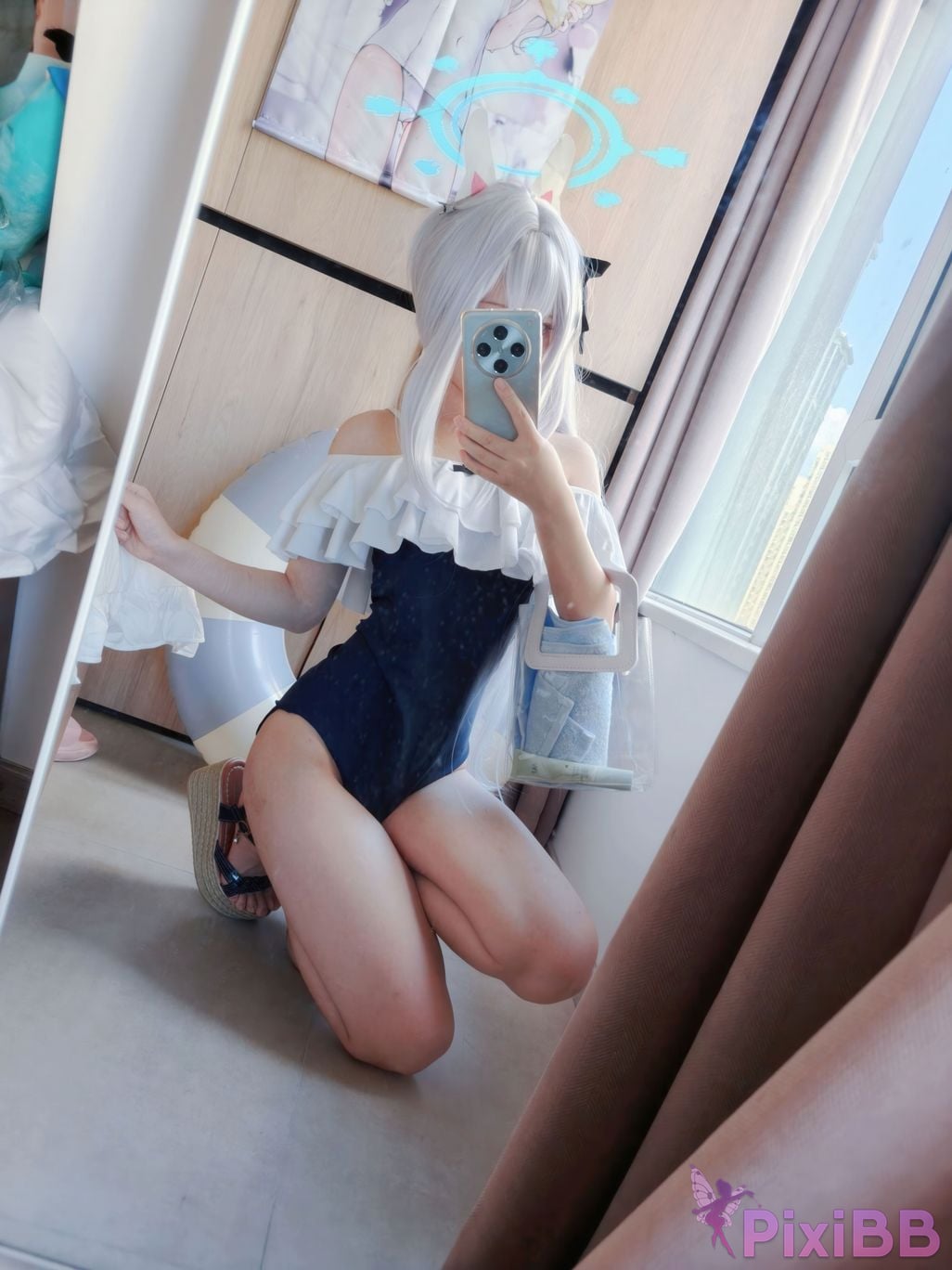 Cosplayer Son miko Blue Archive Yuexue Gongzi swimsuit PixiBB.COM 079