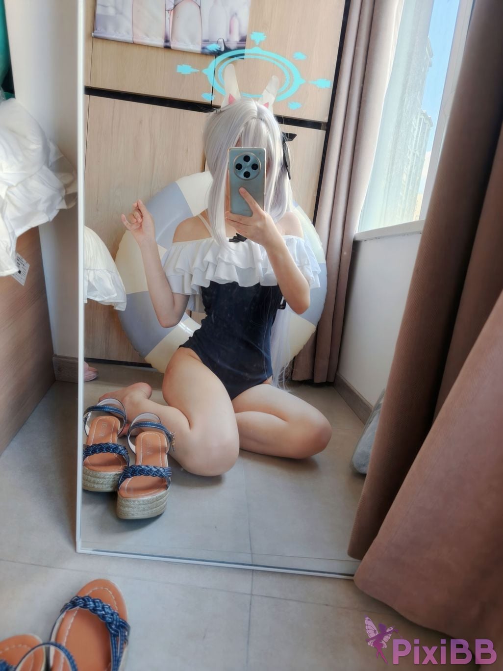 Cosplayer Son miko Blue Archive Yuexue Gongzi swimsuit PixiBB.COM 083