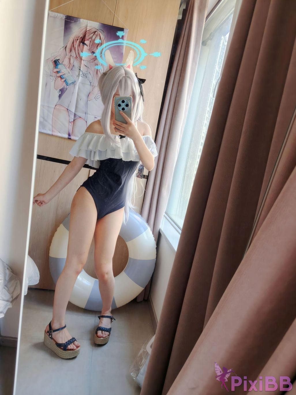 Cosplayer Son miko Blue Archive Yuexue Gongzi swimsuit PixiBB.COM 088
