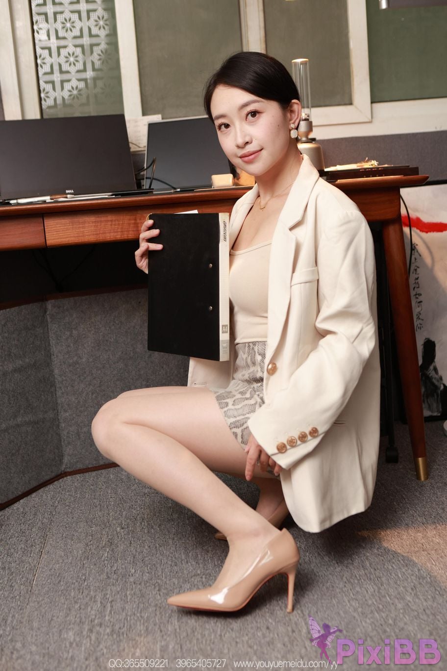 IESS Unconventional Interests No.2291 Xiaojie Python pattern leather skirt superior PixiBB.COM 023