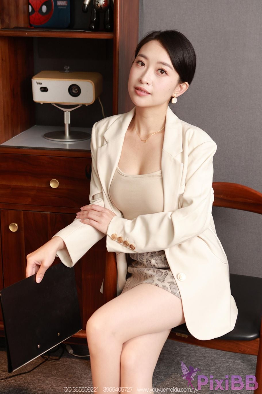 IESS Unconventional Interests No.2291 Xiaojie Python pattern leather skirt superior PixiBB.COM 073