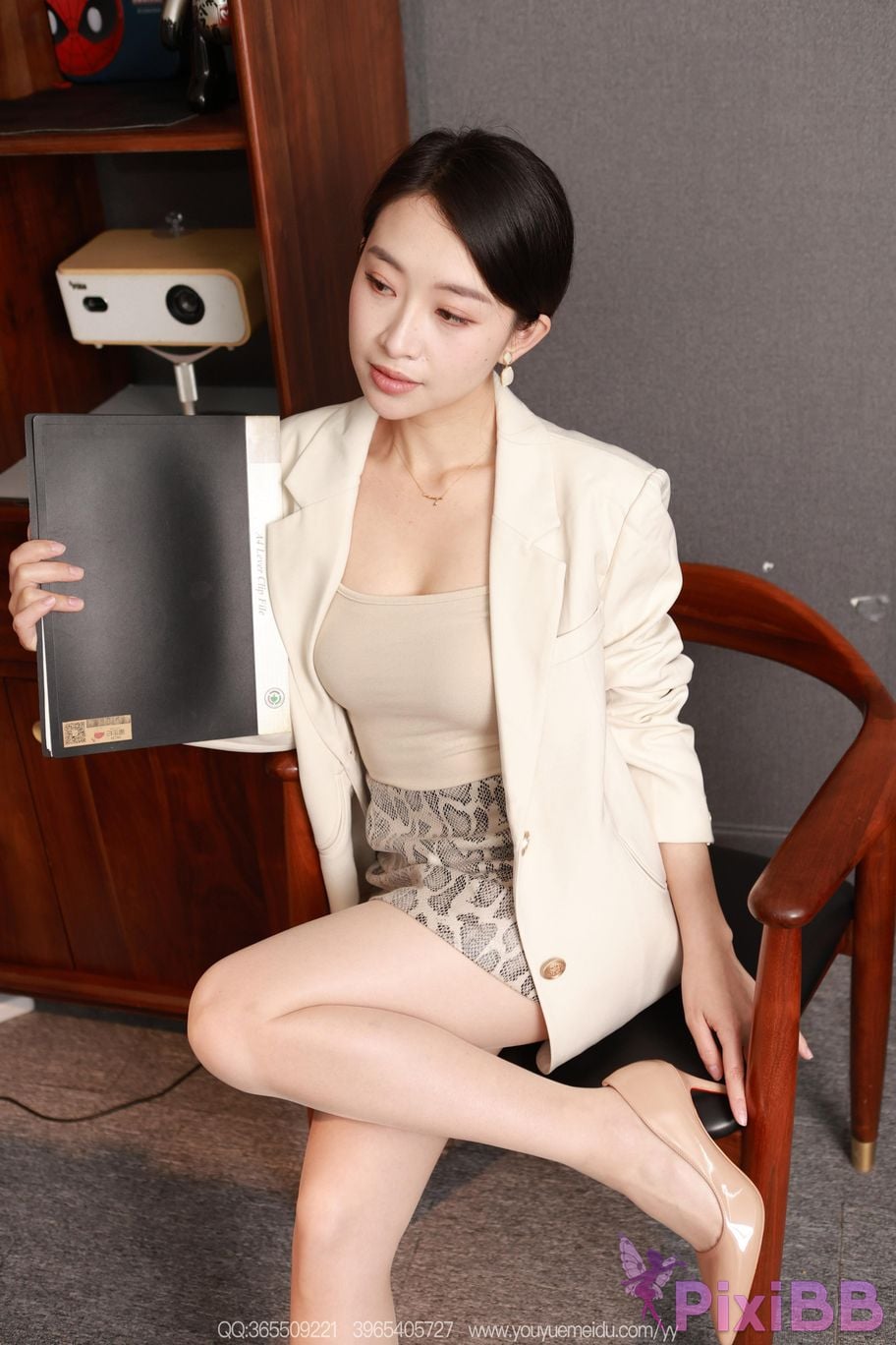 IESS Unconventional Interests No.2291 Xiaojie Python pattern leather skirt superior PixiBB.COM 081