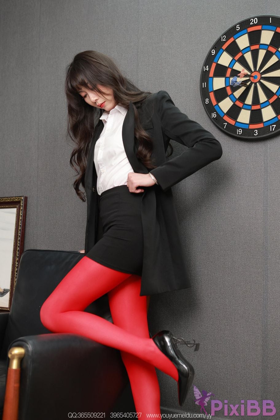 IESS Unconventional Interests No.2292 round and Fiery Red PixiBB.COM 007