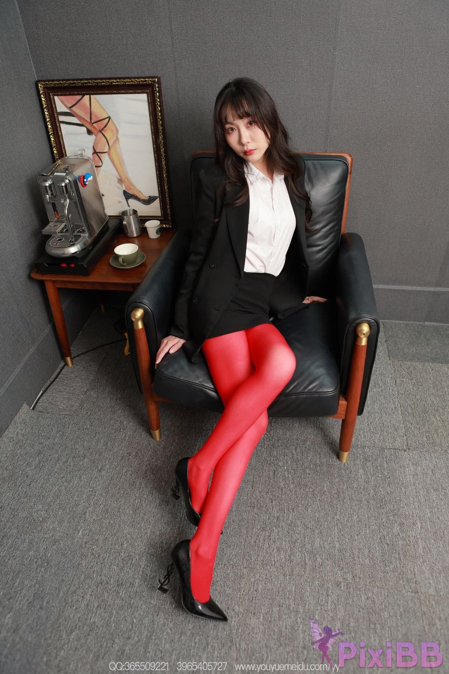 IESS Unconventional Interests No.2292 round and Fiery Red PixiBB.COM 067
