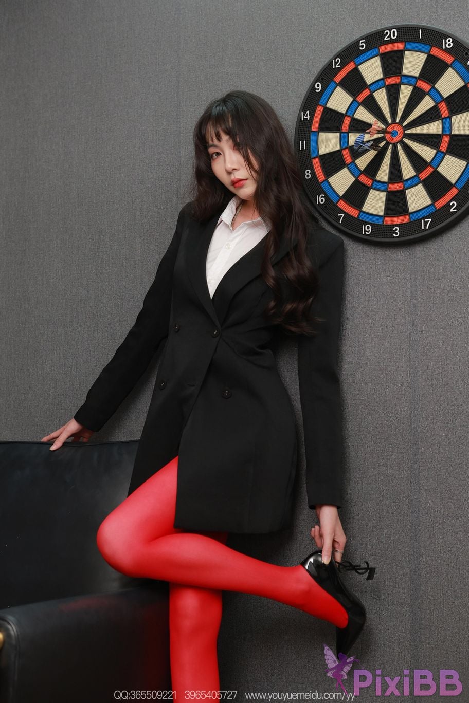 IESS Unconventional Interests No.2292 round and Fiery Red PixiBB.COM 077